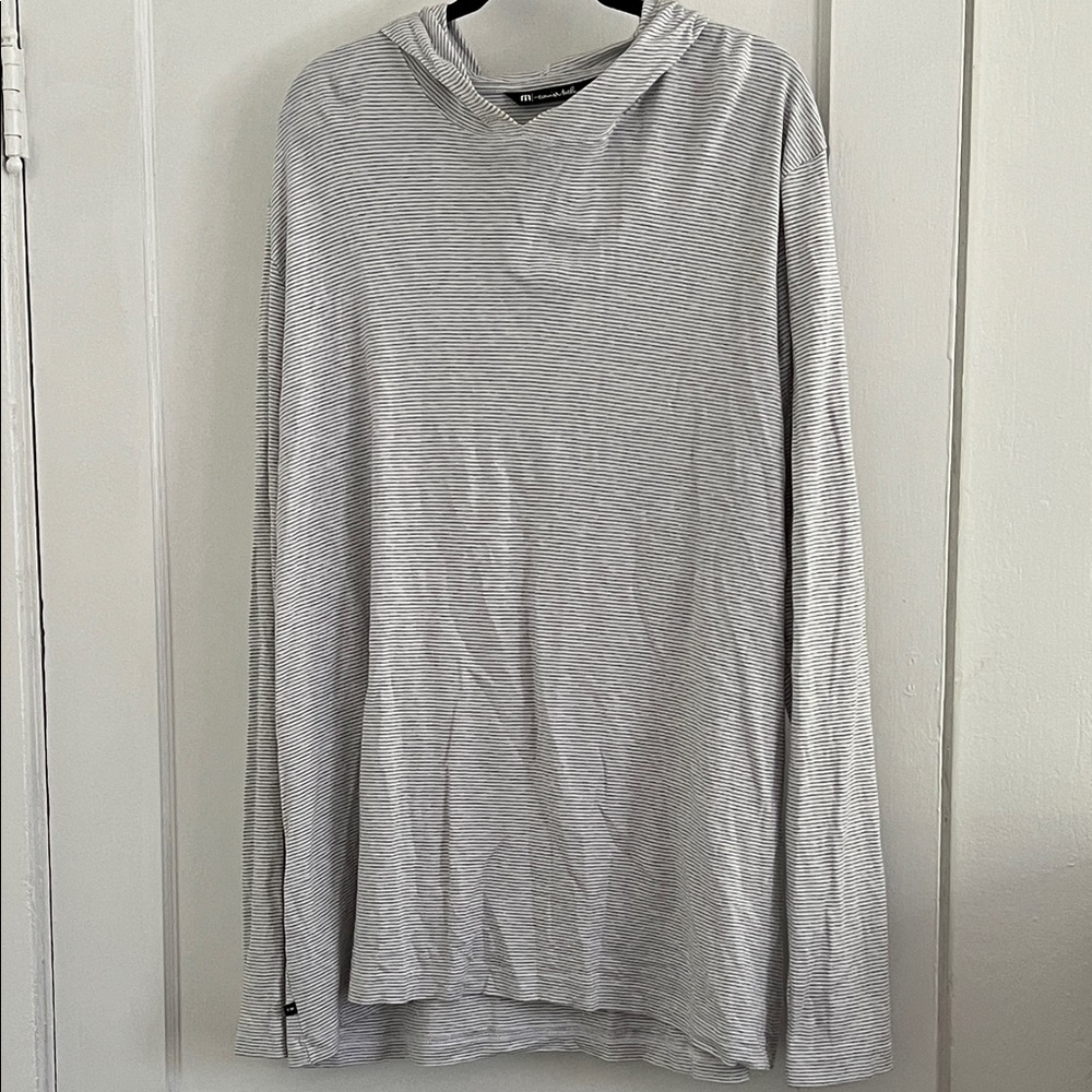 Travis Mathew Light Gray Long Sleeve Hoodie Tee